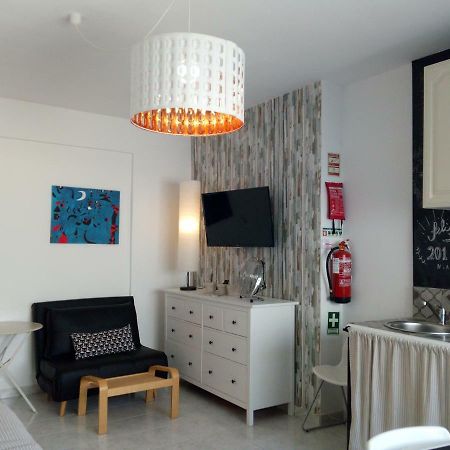 In Bed With Lisbon 8N Apartment Amadora Luaran gambar